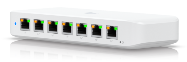 Ubiquiti Ultra 8 Port Gigabit PoE + Switch
